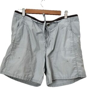 Columbia Ice Blue Active Shorts (5.5” inseam). Size L